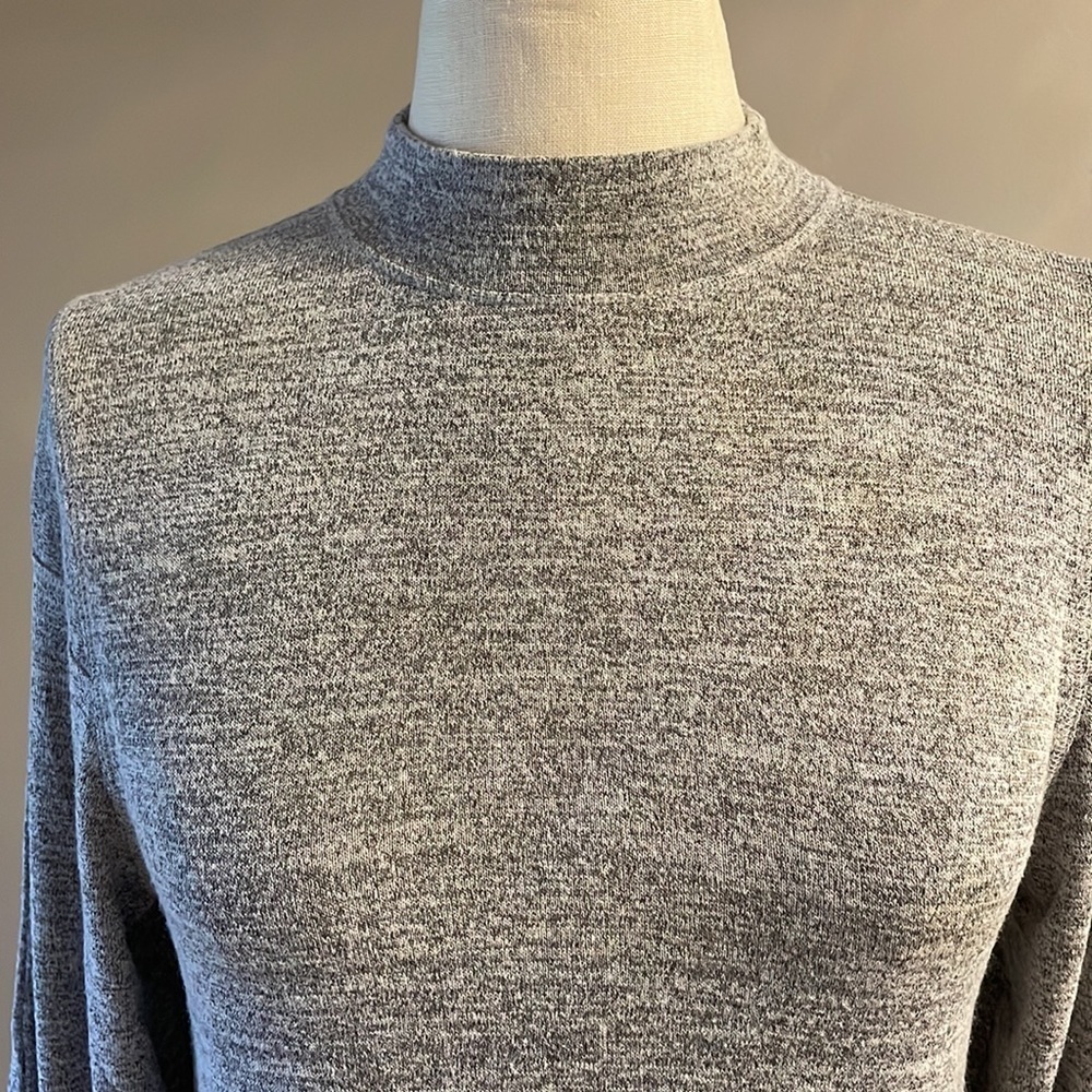 Rag and Bone Heather gray mock neck  long sleeve crop lightweight sweater Small - Picture 3 of 9